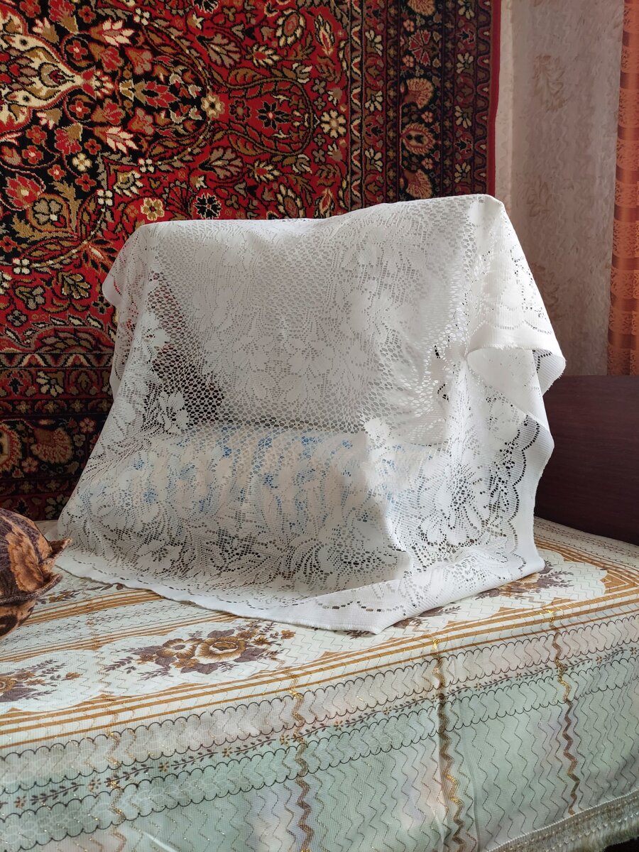 Так бабушка всегда заправляла кровати