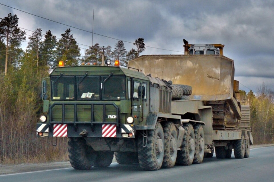 Тягач курганского завода. Тягач КЗКТ-7428 «Русич». КЗКТ-7428 Русич. МАЗ КЗКТ 537. Балластный тягач КЗКТ-7428 «Русич».