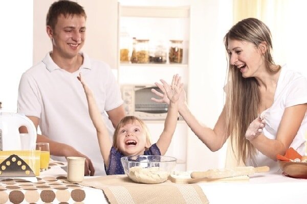 Добрый день, дорогие домоседы. Мебель в кухню выбираем не наугад, а как заказывать кухонный гарнитур с точным расчетами и замерами?