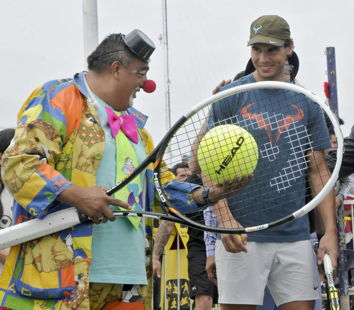 Конечно же, он выглядел не так :)