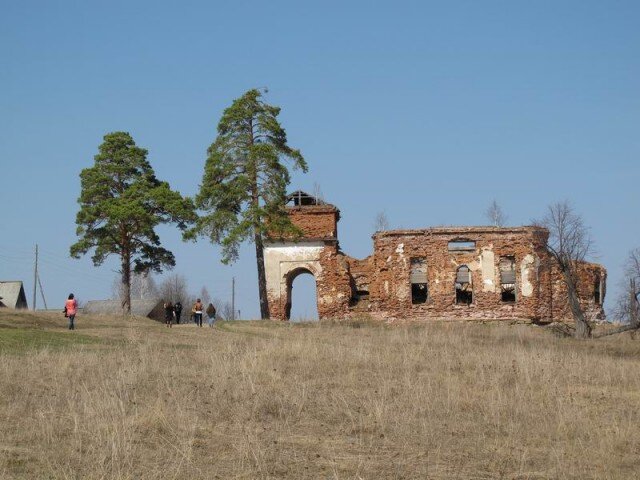 Вот в таком виде церковь предстала взору пресс-туристов 