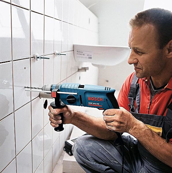 Сверление стены