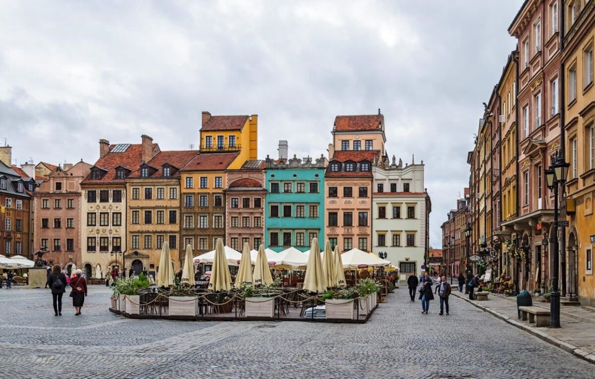 г. Варшава (взято с сайта gulaytour.ru)