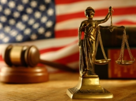 С ноября 2017 года пройти собеседование в американском посольстве практически не возможно! 
Для россиян визы сейчас можно получить в Грузии, Латвии, Украине, Азербайджане. Мы выбрали Грузию. 