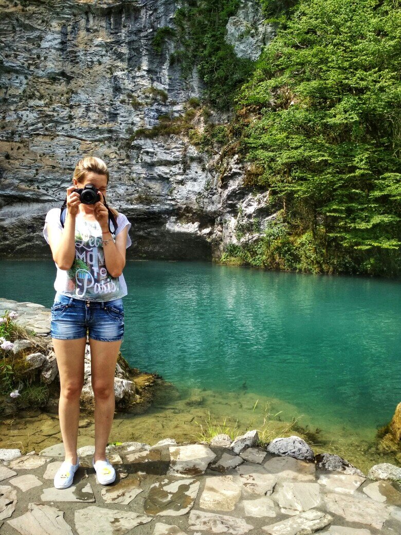 Голубое озеро