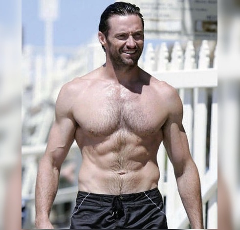 Хью Джекман, молодец, держит себя в форме, мужчина