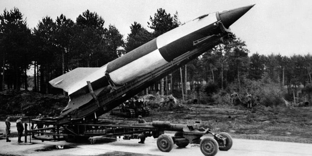 Первая ракетная угроза: гитлеровские V2 