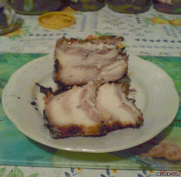 Итак, продолжаем разговор о разных рецептах с салом.
 Уже рассказал о Сале в сухом посоле и о Сале по-быстрому.
 Теперь поговорим о Сале запеченном.
 