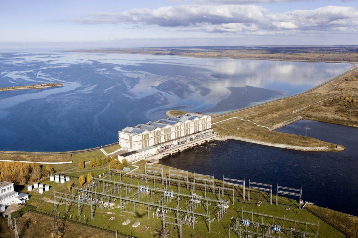 Рп5 рыбинское. Рыбинская ГЭС Рыбинск. Рыбинское водохранилище ГЭС. Дамба ГЭС Рыбинск. Дамба Рыбинского водохранилища.