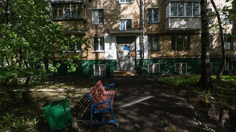 Двор хрущевки фото Молодым семьям лучше выбирать старый фонд, а не новостройку Дракон старой гварди