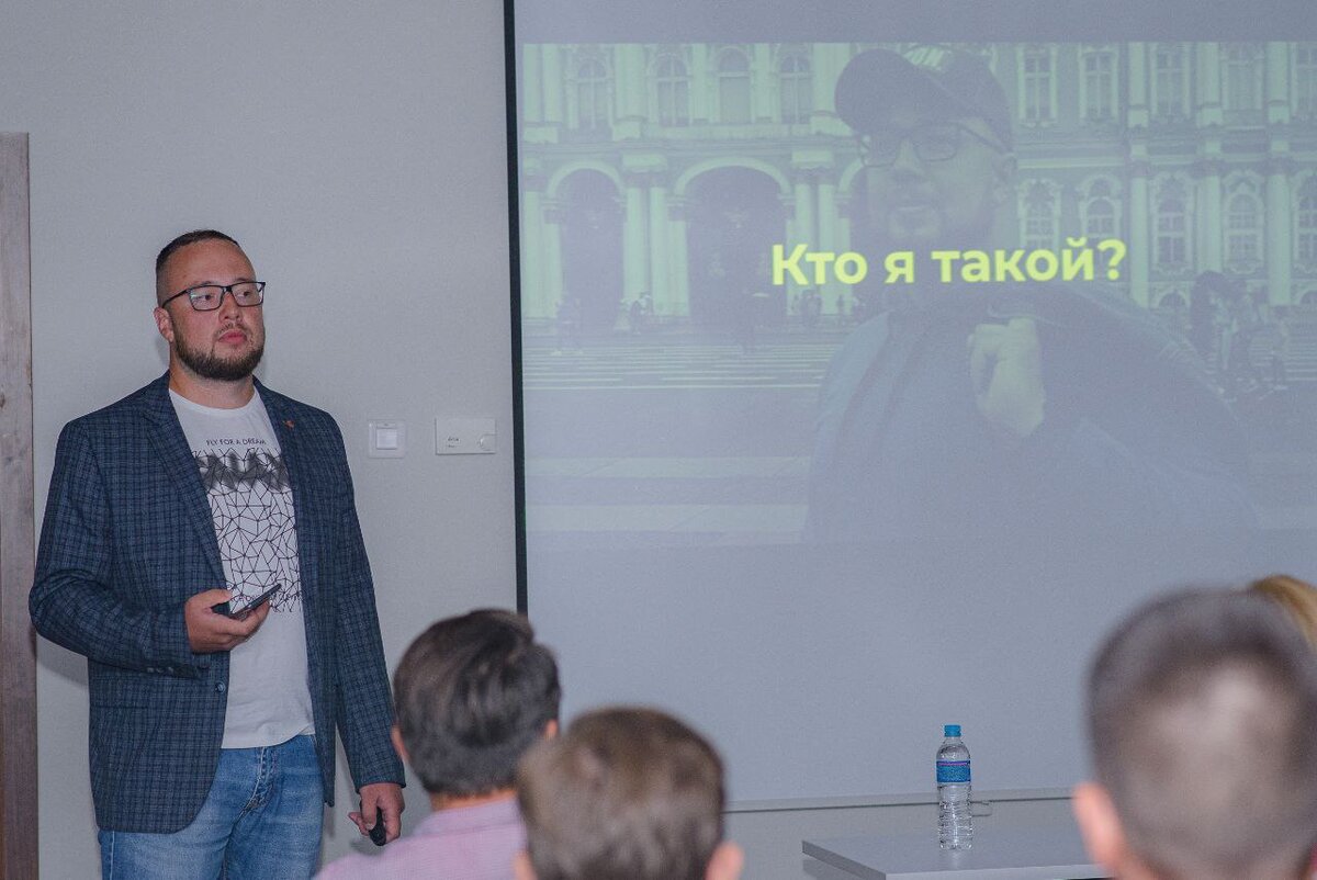 Когда-то и я работал охранником за 20к...