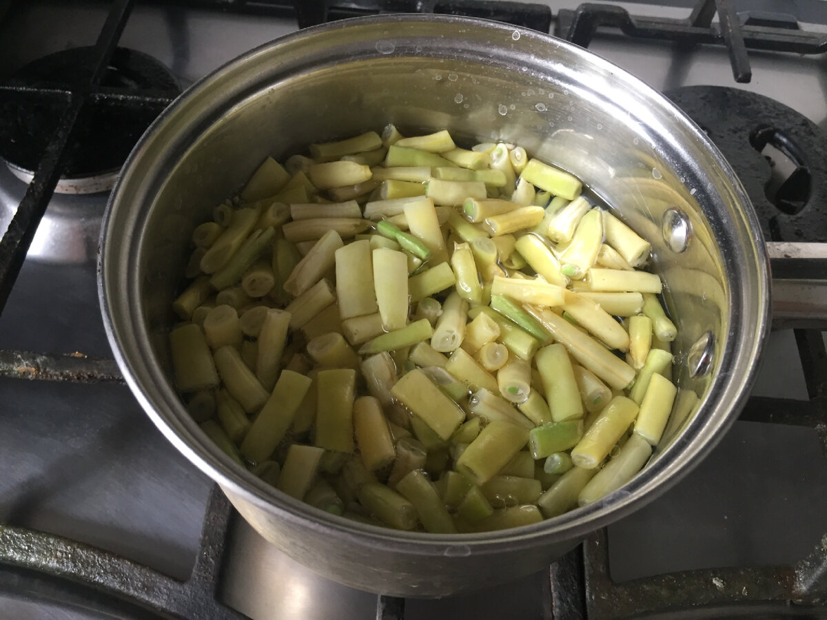 Варится фасолька