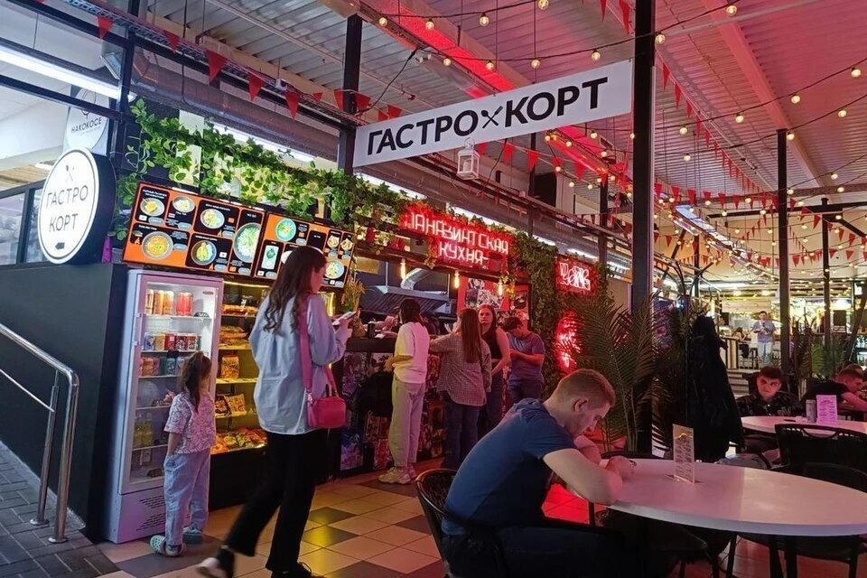    Центральный рынок оказался закрыт раньше времени. Виктория МИНАЕВА