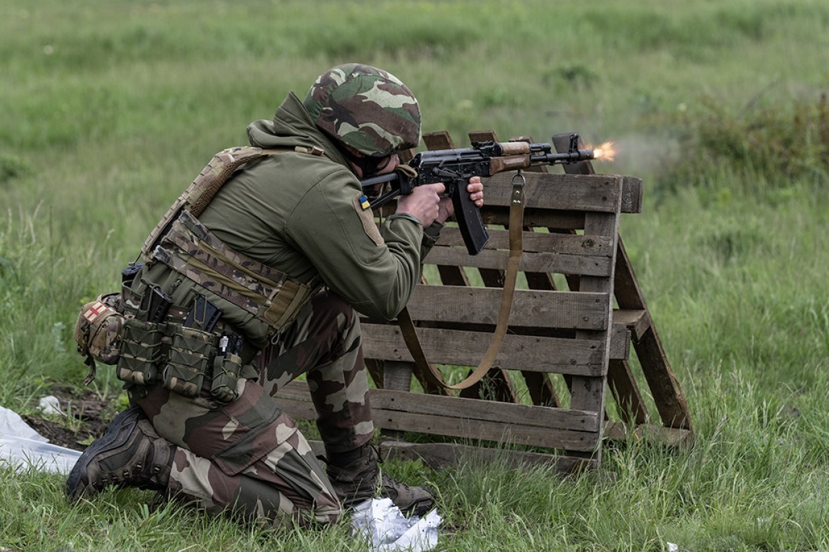    Украинские боевики расстреляли 23 сослуживца за попытку дезертирства
