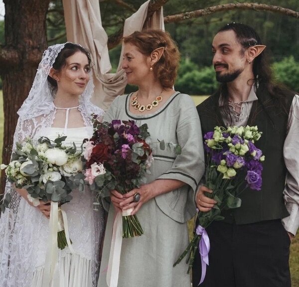    Влюбленные из Иванова устроили эльфийскую свадьбу