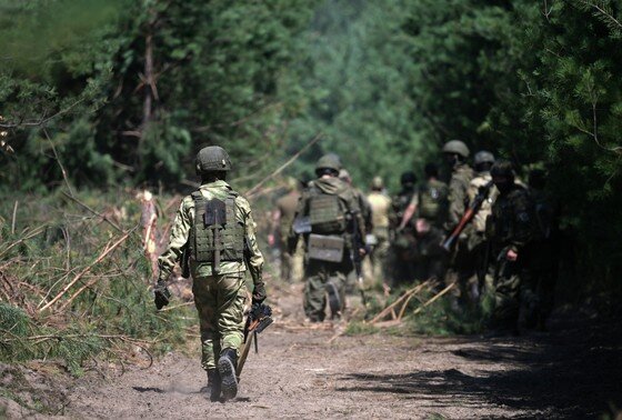    Военнослужащие ВС РФ