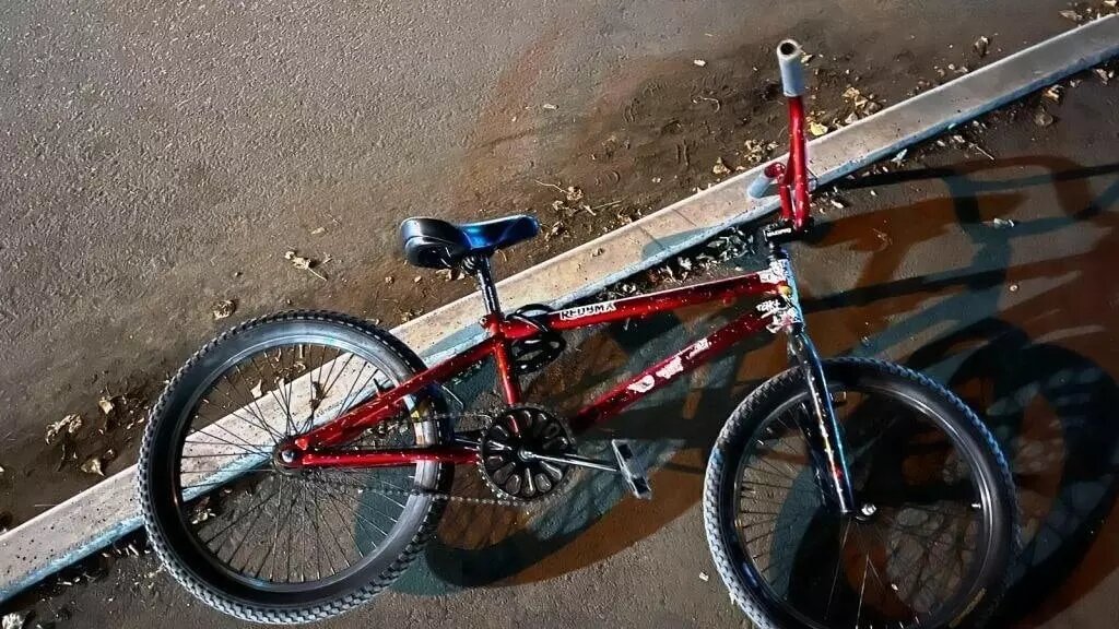     В Абакане 34-летняя женщина за рулем Land Cruiser сбила на пешеходном переходе 10-летнего велосипедиста.
