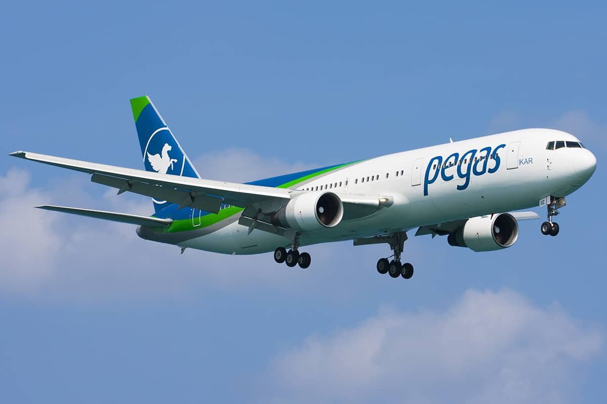 Схема Салона И Лучшие Места В Boeing 767-300er Авиакомпании Pegas.