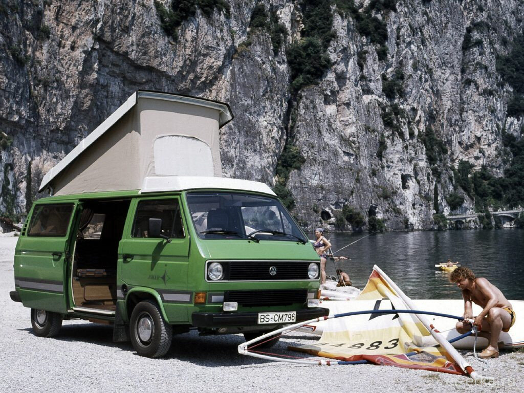 Фольксваген Транспортер т3 для путешествий. VW Transporter t3 кемпер. Фольксваген Транспортер 3 кемпер. Westfalia t3 Vanagon.