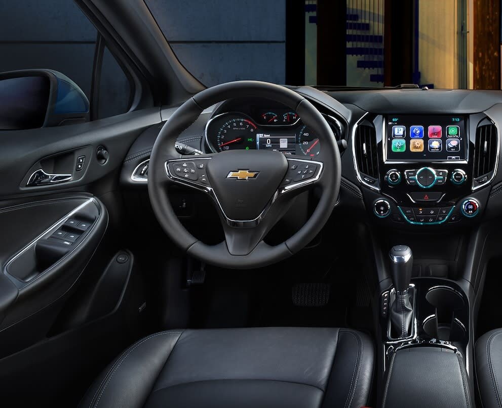 Chevrolet Cruze салон