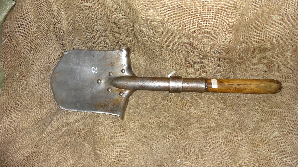 Малая саперная лопата МПЛ 50 производство "Швейцария"