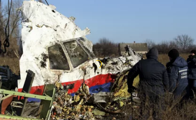 Фото с места падения "Боинга"