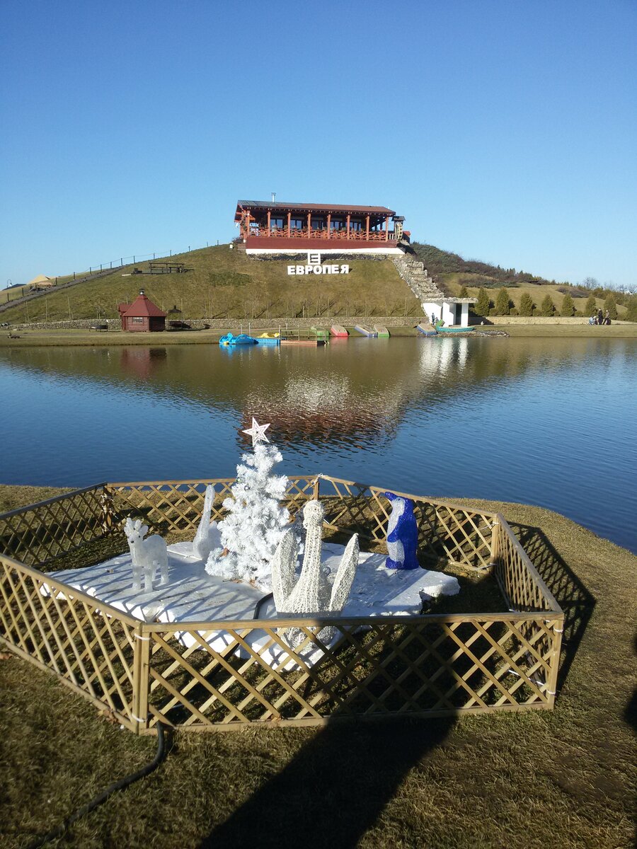 На холме ресторан