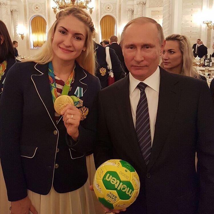 Влада Бобровникова гандболистка