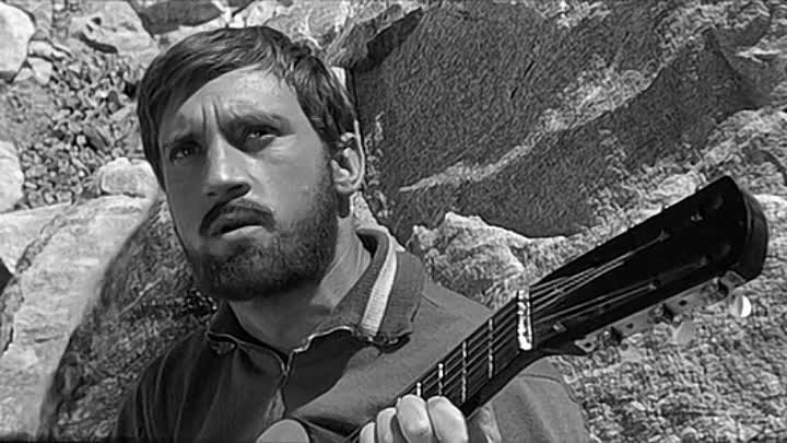 кадр из фильма "Вертикаль"