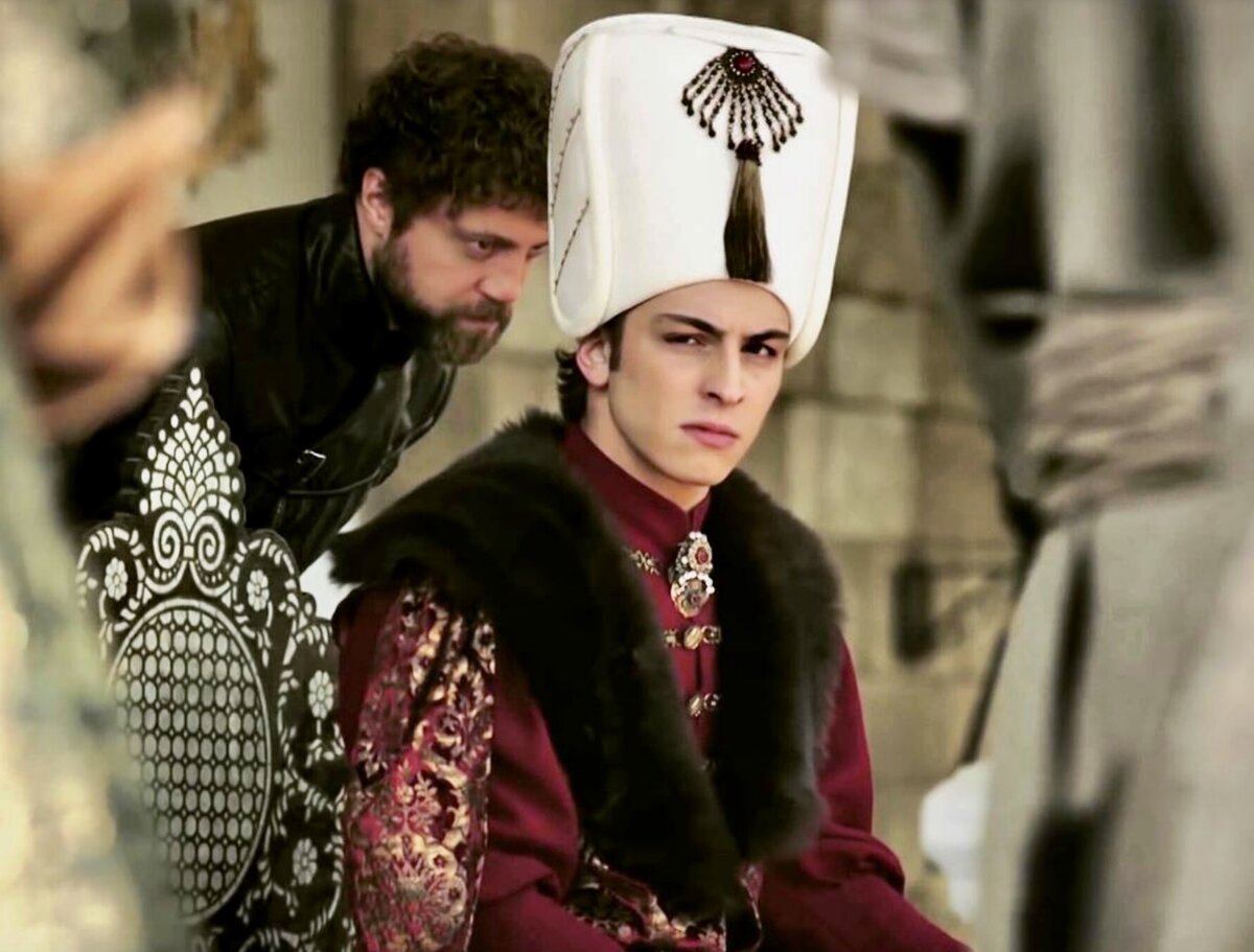 Шехзаде мустафа кесем. Братья ахмеда султана. Шехзаде мустафа кесем. Боран кузум империя кесем. Братья ахмеда султана.