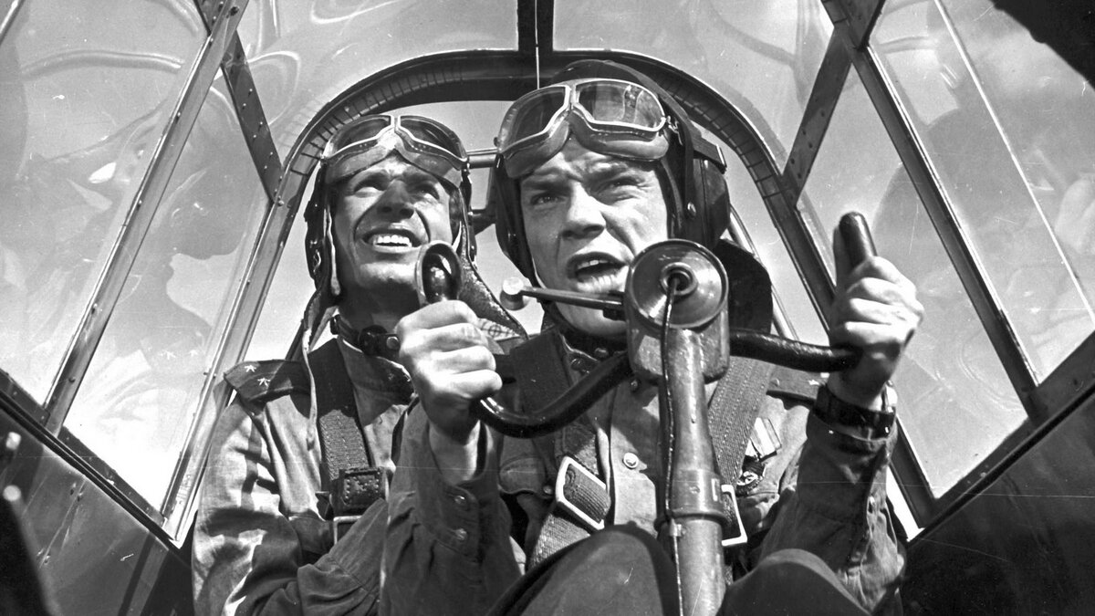 маршал покрышкин. про первых летчиков. про первых летчиков. про первых летчиков. летчик авиатор.