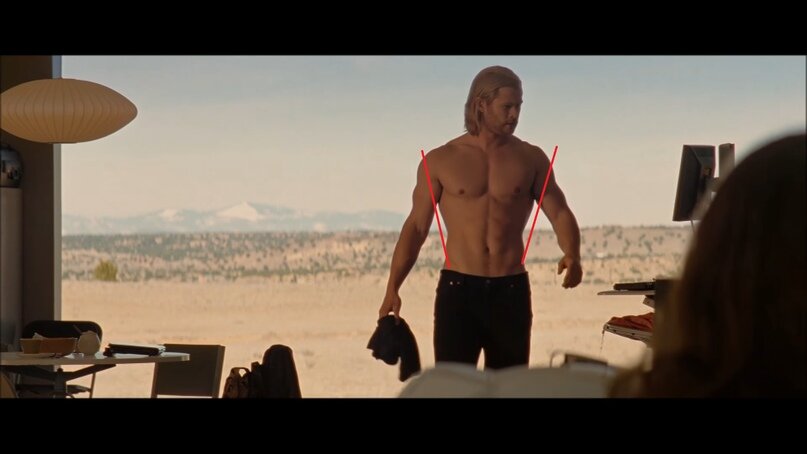      Chris Hemsworth V-Shape 