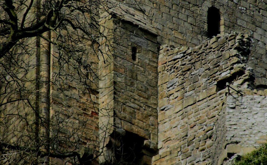 Внешний вид уборной или «гардеробной» в замке Певерил в Дербишире, Англия.