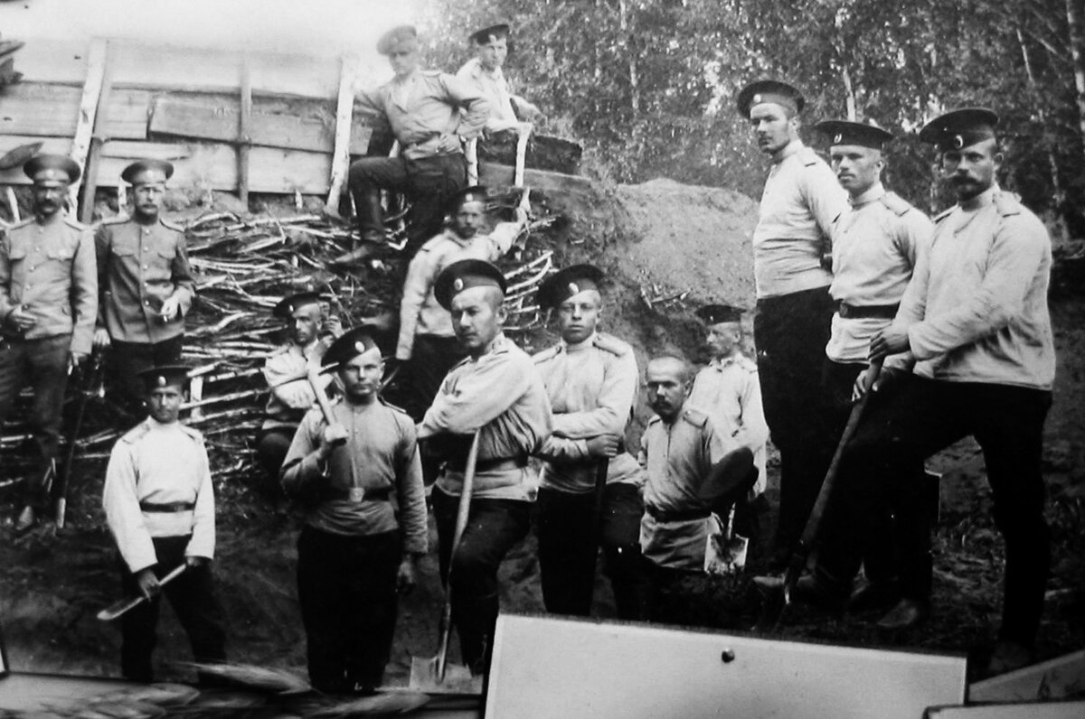 Основу юнкерского сословия составляли крестьяне. Фото из архива ИВВАИУ