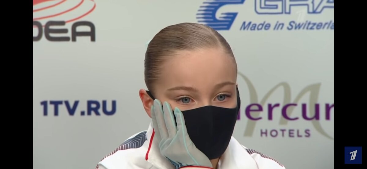 Скрин трансляции Первого канала на YouTube