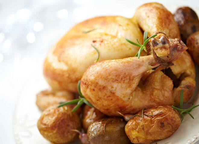 Курица, запеченная с кабачками и картофелем, пошаговый рецепт с фото