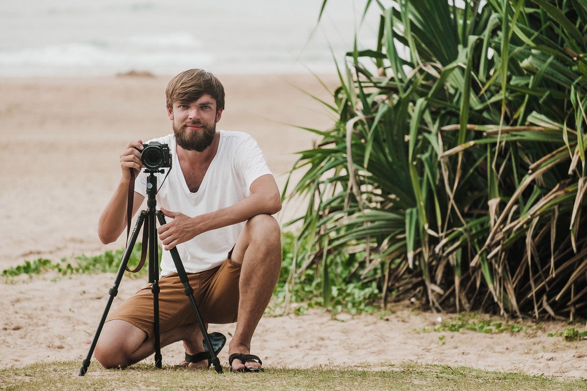 Я @olegsamoilov — путешествую с камерами Fujifilm c 2013 года. За это время у меня была возможность поснимать практически на все камеры и объективы Fujifilm серии X. Сегодня я  расскажу вам свое впечатление о компактной камере дальномерного дизайна Fujifilm X-E3