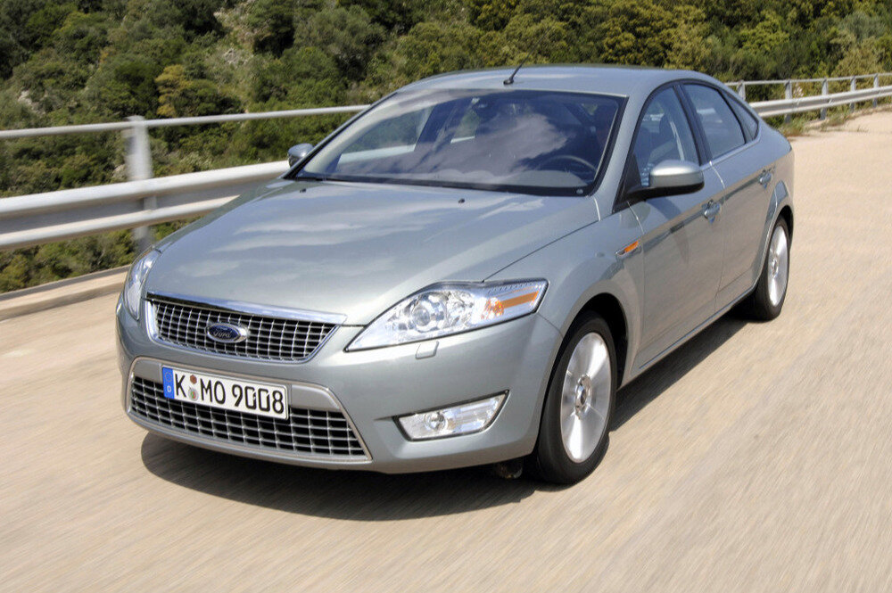 Ford Mondeo 2010 седан
