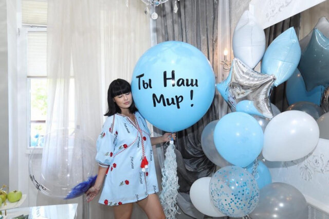 Нелли Ермолаева рассуждает о том, как меняется жизнь с появлением ребенка