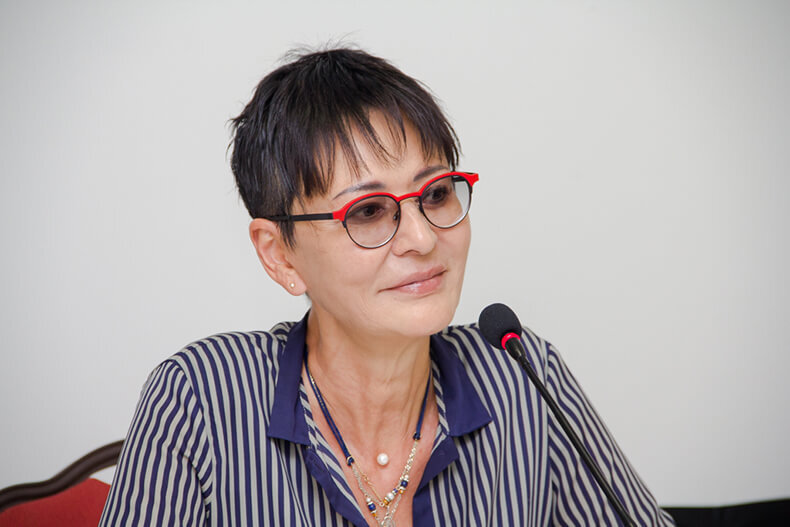Ирина Хакамада