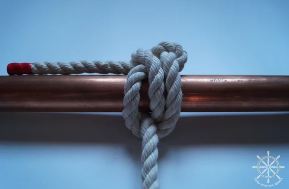 Как выглядит лисельный узел?