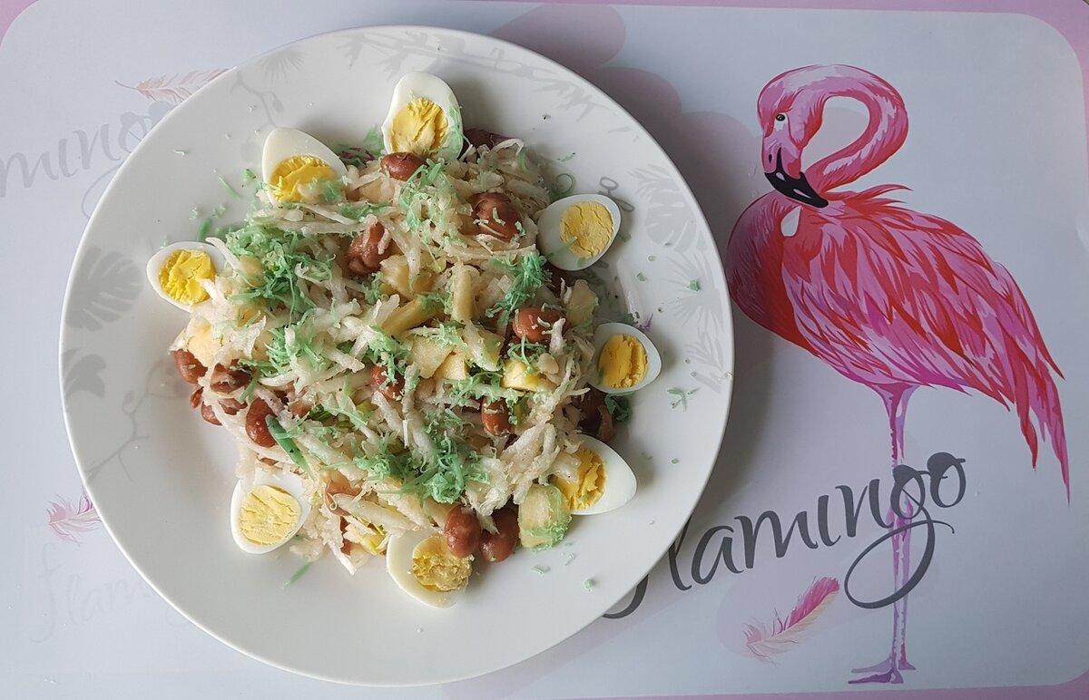 Вегетарианский белковый салат