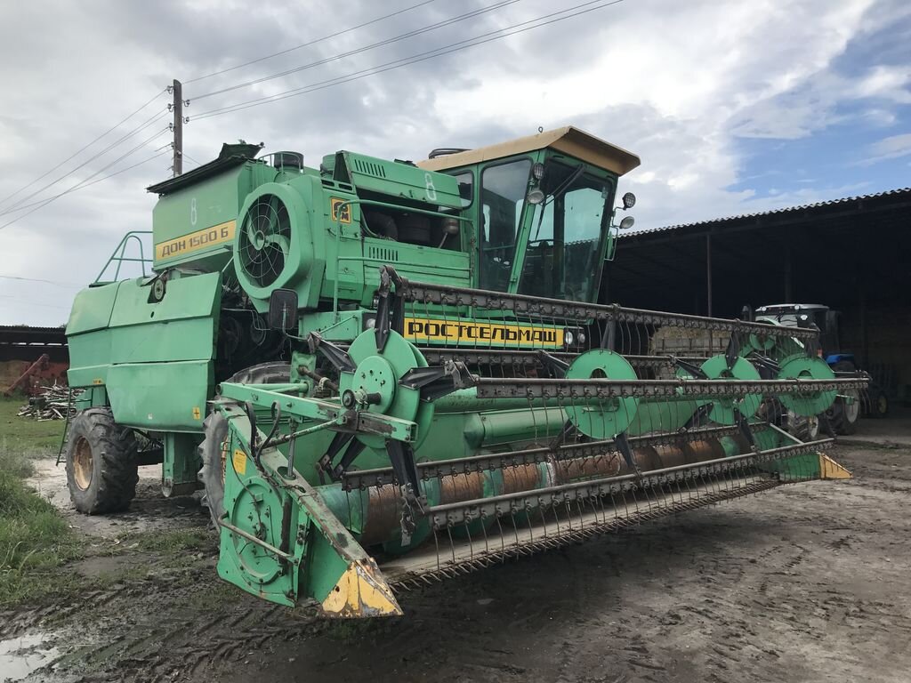 Комбайн «Дон-1500»