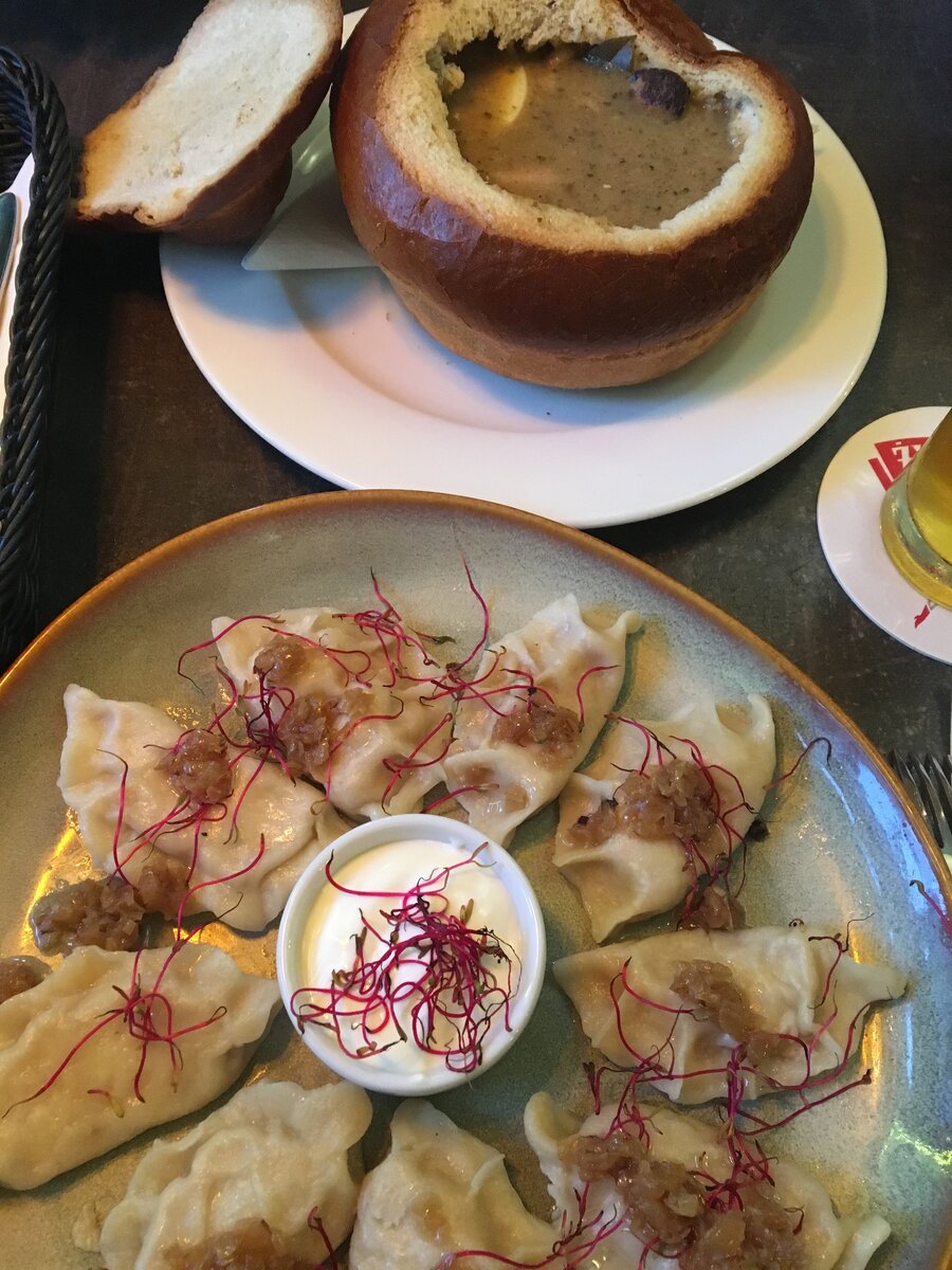 Суп Журек и русские пироги.