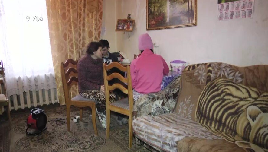 «Дома очень холодно» в Уфе семья с тремя детьми несколько месяцев живет без отопления