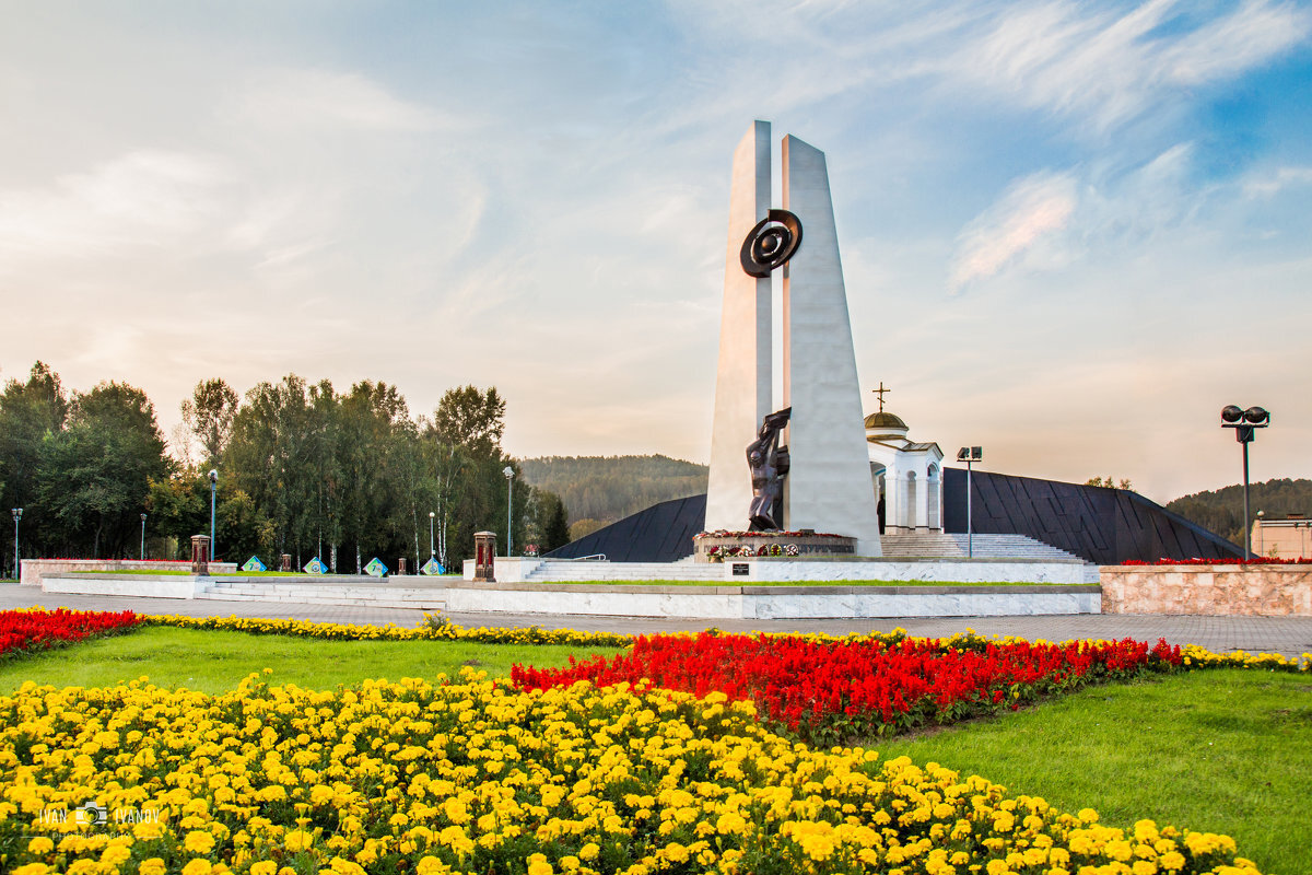 Сибирская провинция: шахтёрский городок, который очаровывает и  разочаровывает | Ешь, путешествуй, живи | Дзен