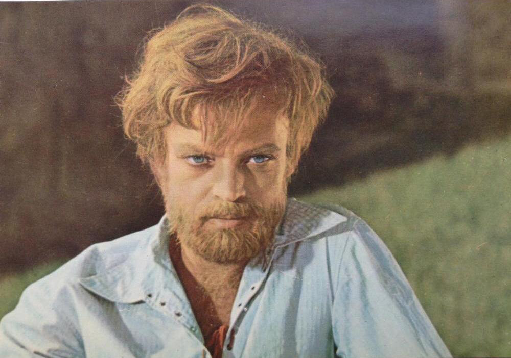 Владислав Дворжецкий на съемках фильма " Земля Санникова"