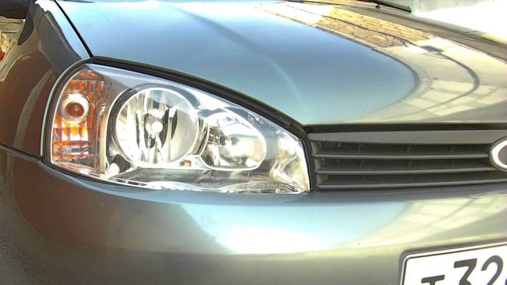 Стеклянная  фара калина1 