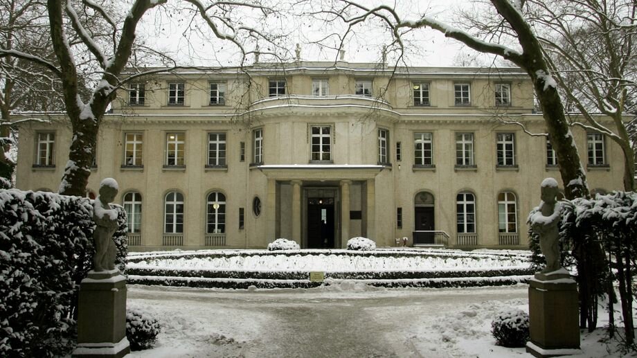 Вилла в Ванзее в наши дни...