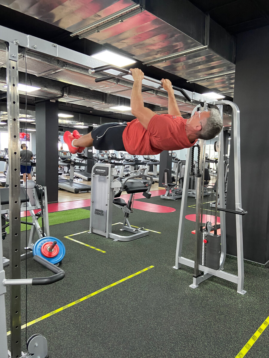 Автор в горизонтале. 